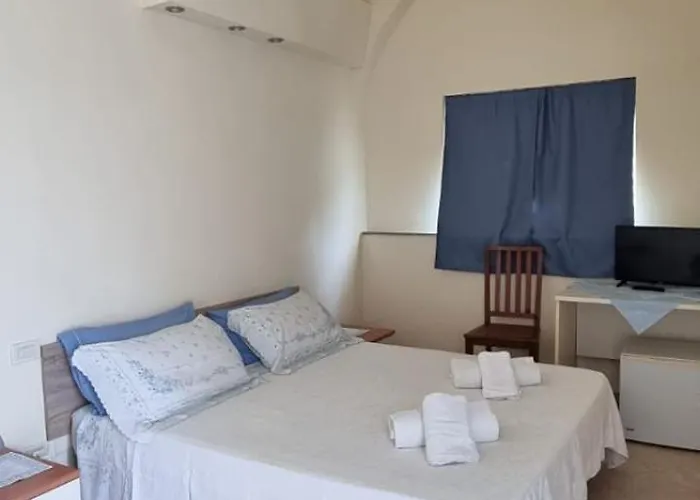 Bed and breakfast Naclerio 3*