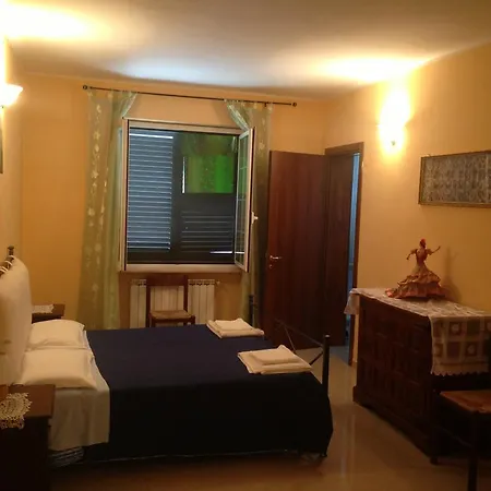 Bed and Breakfast Naclerio 3*